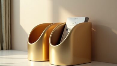 Stapelbare Zeitschriftenhalter aus Gold-Titel